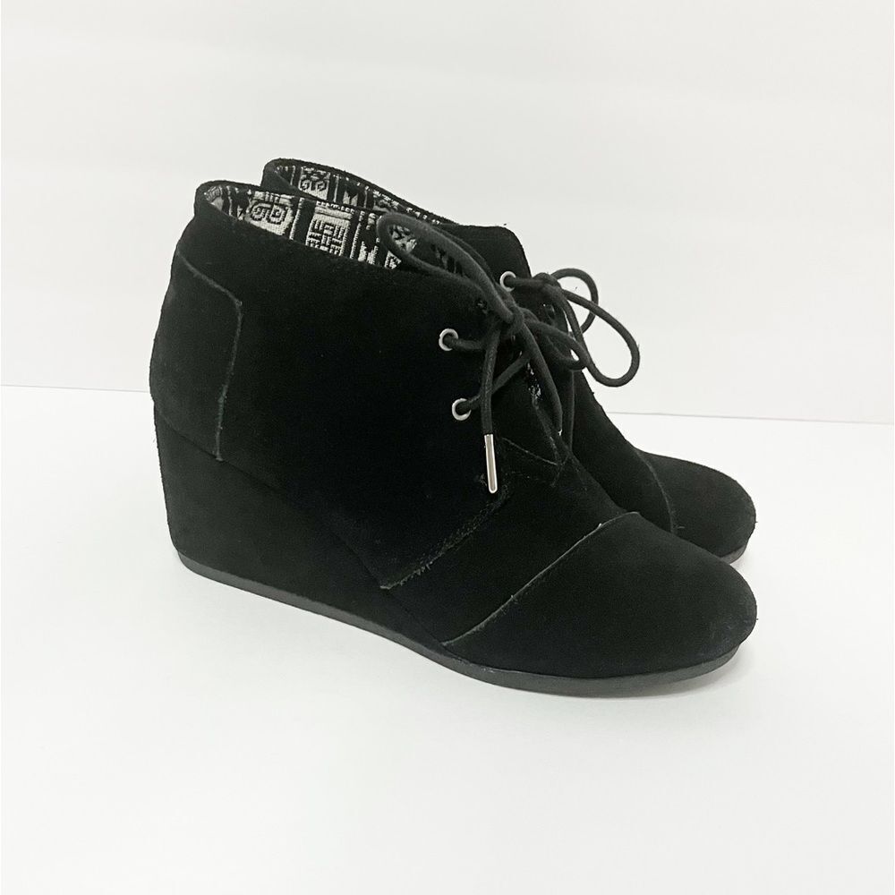 TOMS Desert Wedge Bootie Women’s Black Suede Ankle Boots Lace Up Size 8